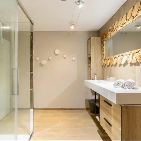 Le Nature A + 1 Place De Parking Apartment